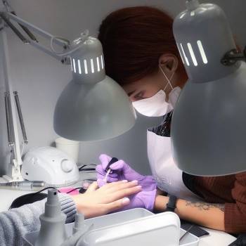 Фото с портфолио KV Nails