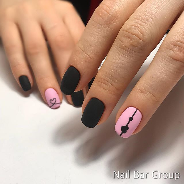 Манікюр з малюнком чорний матовий, фото - Нігтьова студія Nail Bar Group