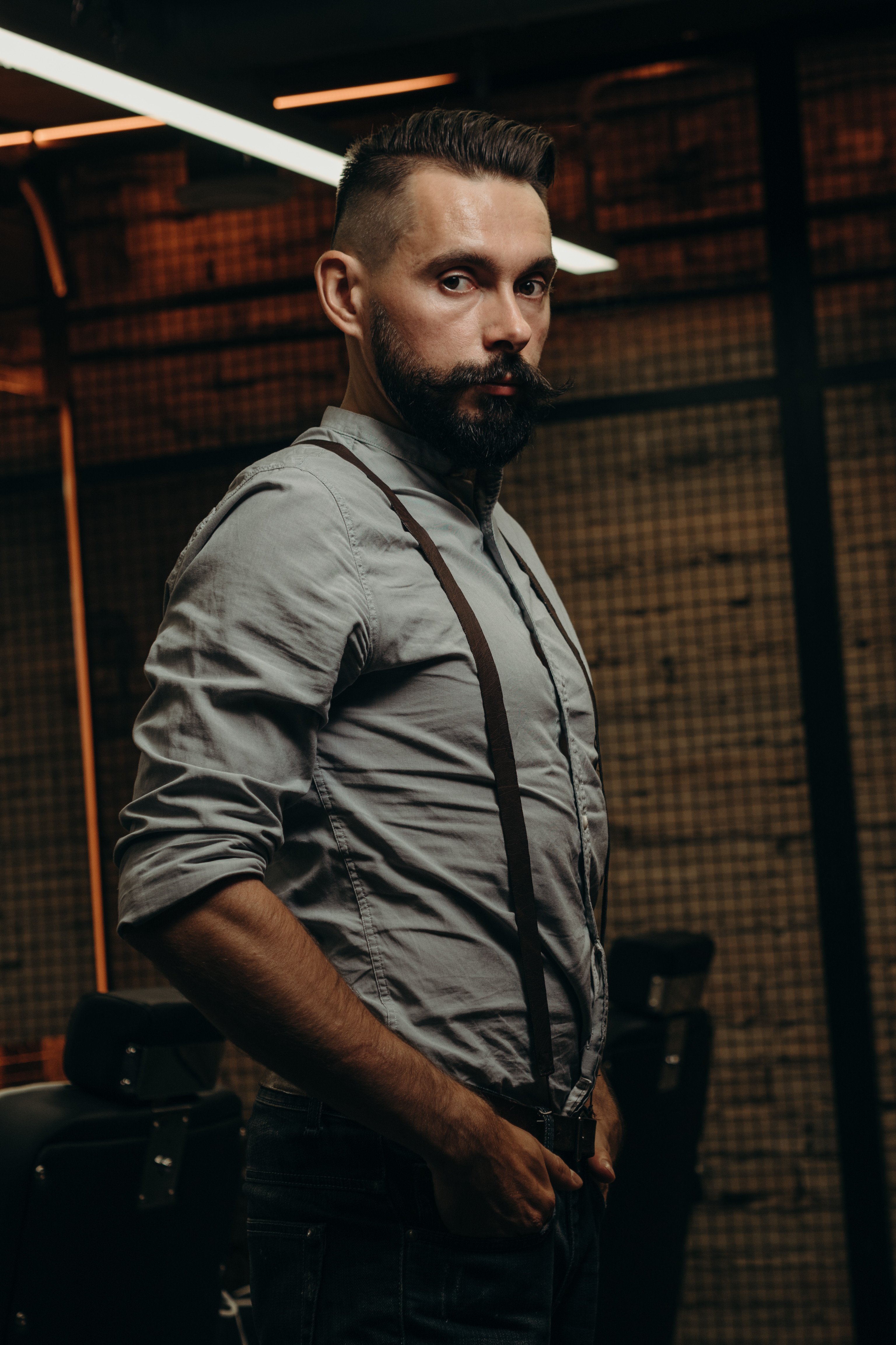 Мужская стрижка на короткие волосы фейд, фото - Барбершоп REBEL Barbershop