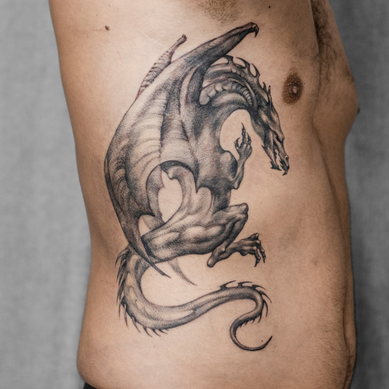 Перекрытие шрама авторским эскизом freehand (от руки) нашей, фото - Тату салон Teta Tattoo