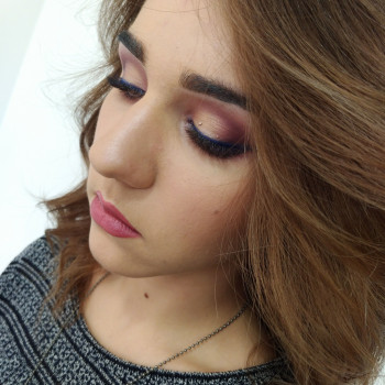 Яркая стрелочка