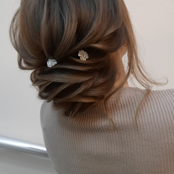 Праздничная, вечерняя прическа
                    Парикмахер-стилист Яна Запорожье