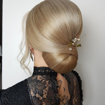 Свадебная прическа
                    Парикмахер-стилист Яна Запорожье