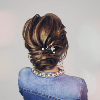 Свадебная прическа
                    Парикмахер-стилист Яна Запорожье