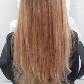 Итальянское наращивание волос стандарт
                    Парикмахер Александра Одесса