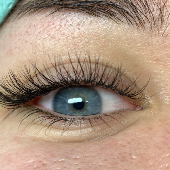 Фото з портфоліо майстра Ольга Зверева (лешмейкер, Львів)