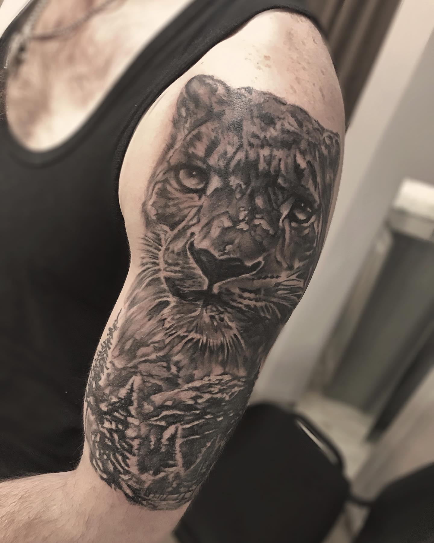 Мужские на руке рукав, фото - Студия татуажа Elf Tattoo