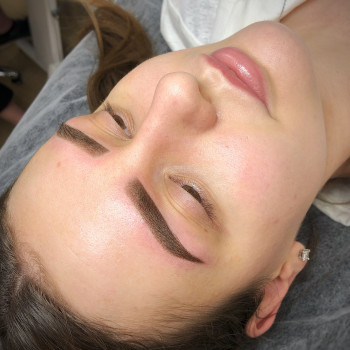 Перманентный макияж у Анны Корж
                    Студия татуажа Perfect Style Киев