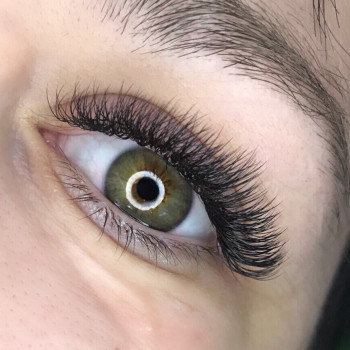 Наращивание ресниц
                    Лешмейкер Елена Радыш Киев