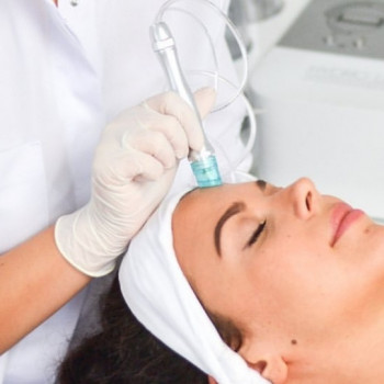 Гідропілінг
                    Косметолог-ін'єкціоніст Наталя Черкаси