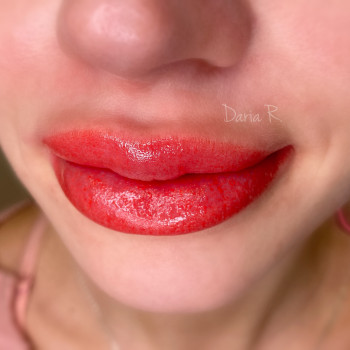 Акварельные губы
                    Мастер перманентного макияжа Дарья Киев