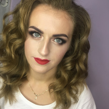 Макіяж
                    Парикмахер-визажист Христя Львов