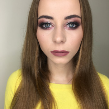 Макіяж
                    Парикмахер-визажист Христя Львов