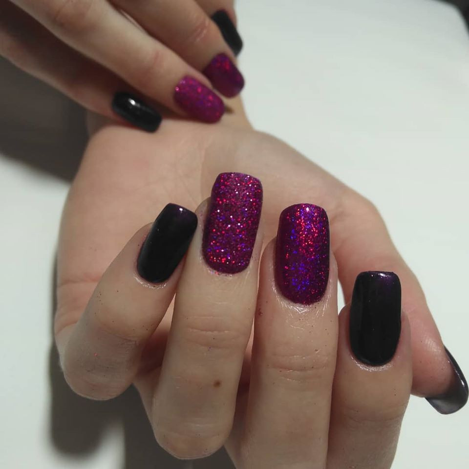 Манікюр з блискітками яскравий чорний, фото - Нігтьова студія Nail Lux
