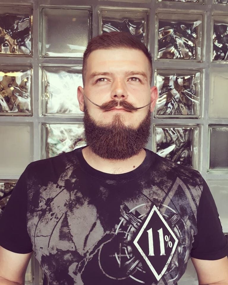 Мужская стрижка на короткие волосы бороды, фото -  Fathers & Sons