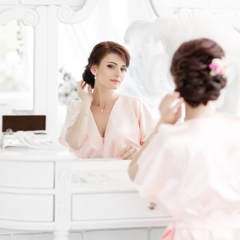 Свадебная укладка волос
                    Визажист Ольга Киев