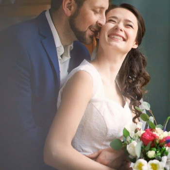 Свадебная укладка волос
                    Визажист Ольга Киев