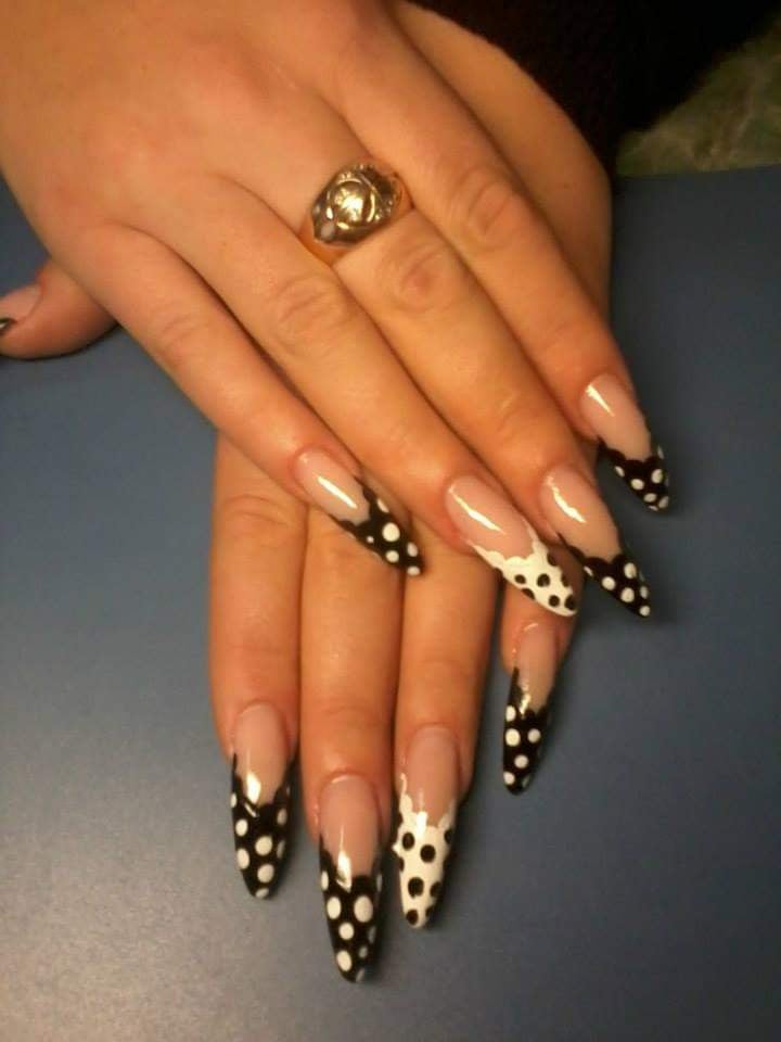 Білий манікюр чорний різнокольоровий, фото - Майстер манікюру Жанна Трывайло Трывайло
