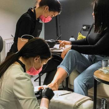 маникюр, модный педикюр