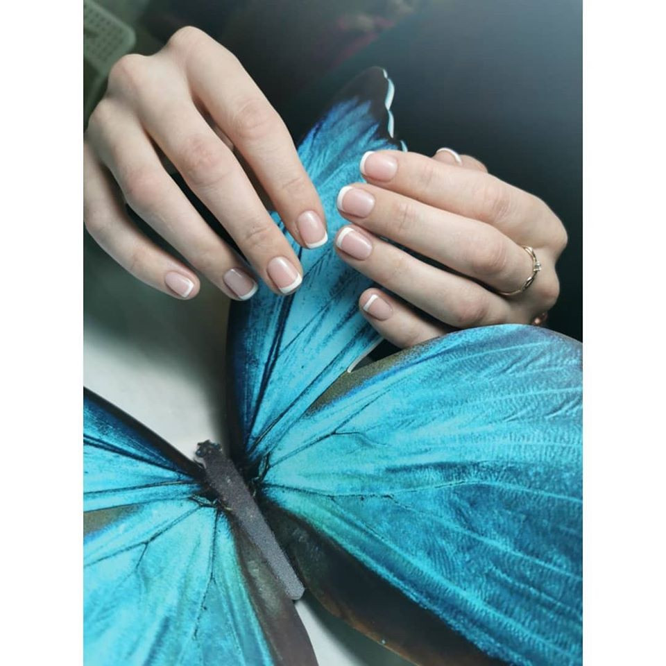 Класичний манікюр ніжний французький, фото - Нігтьова студія Marchuk Nail Studio