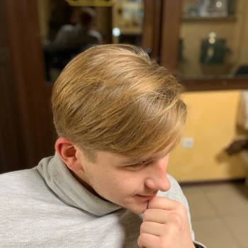 чоловіча стрижка