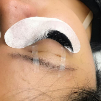 Наращивание ресниц Голливуд
                    СПА-салон Green Health Одесса