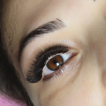 Наращивание ресниц Голливуд
                    СПА-салон Green Health Одесса