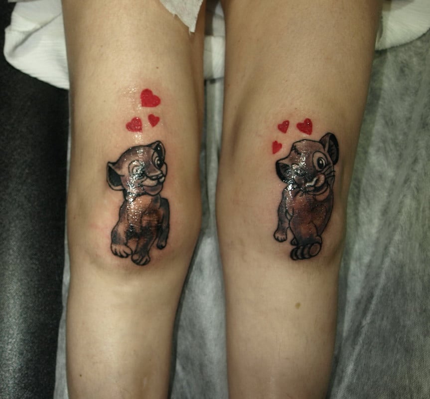 Женские цветные на колене, фото - Тату салон Devil Tattoo Studio