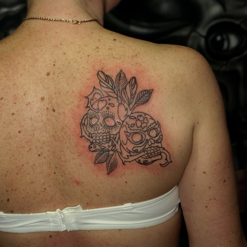 Женские череп черно-белые, фото - Тату салон Devil Tattoo Studio