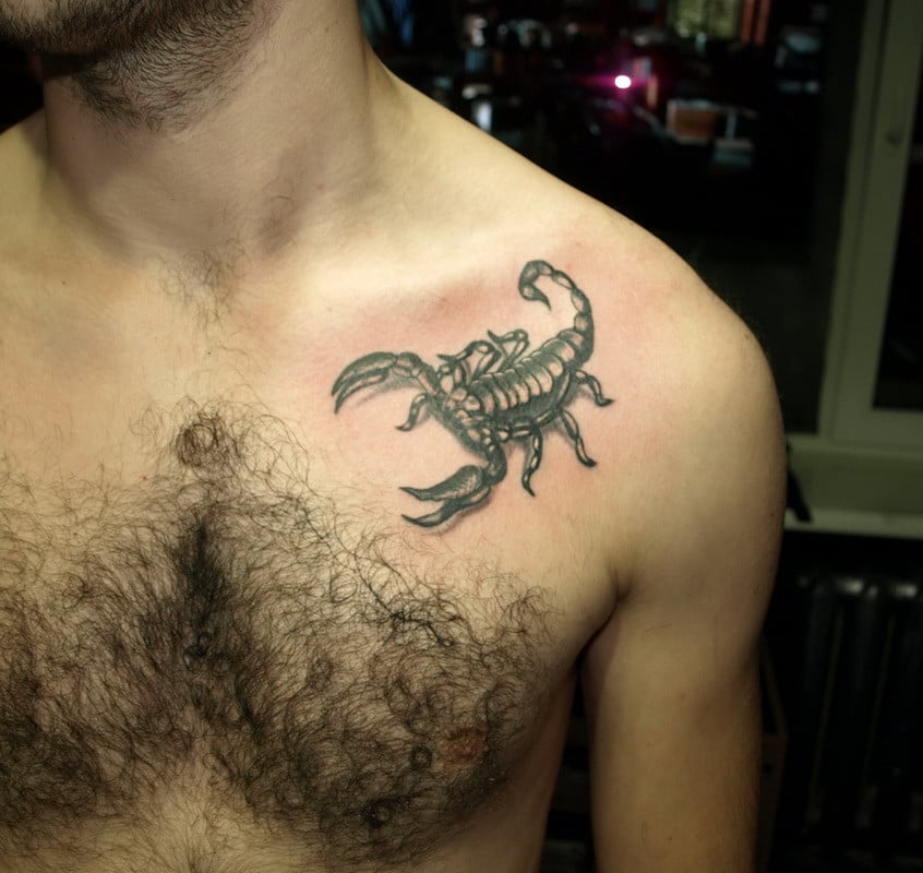 Мужские на плече реализм, фото - Тату салон Devil Tattoo Studio