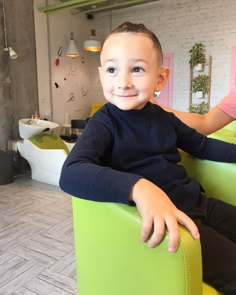 Чоловіча стрижка на коротке волосся для хлопчика, фото -  Kidscut
