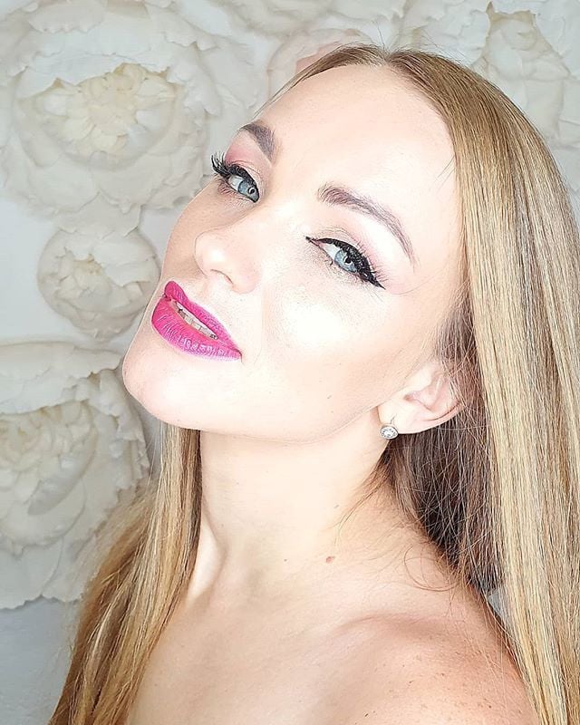 Красивый макияж яркий губ, фото -  Make Up Grade