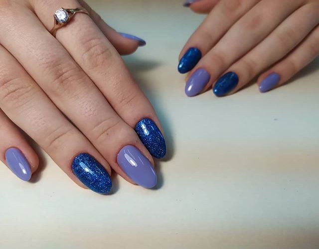 Маникюр с блестками синий фиолетовый, фото - Студия красоты Apricot Beauty Studio