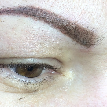 Татуаж, перманентний макіяж брів
                    Врач-косметолог Ірина Львов