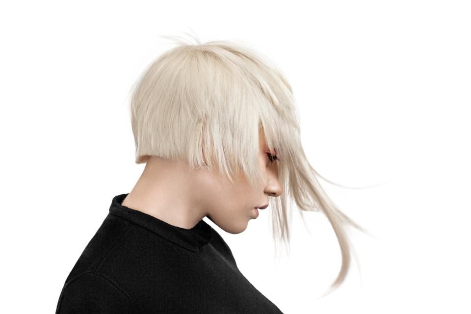 Короткая женская стрижка на короткие волосы, фото -  HairDesing