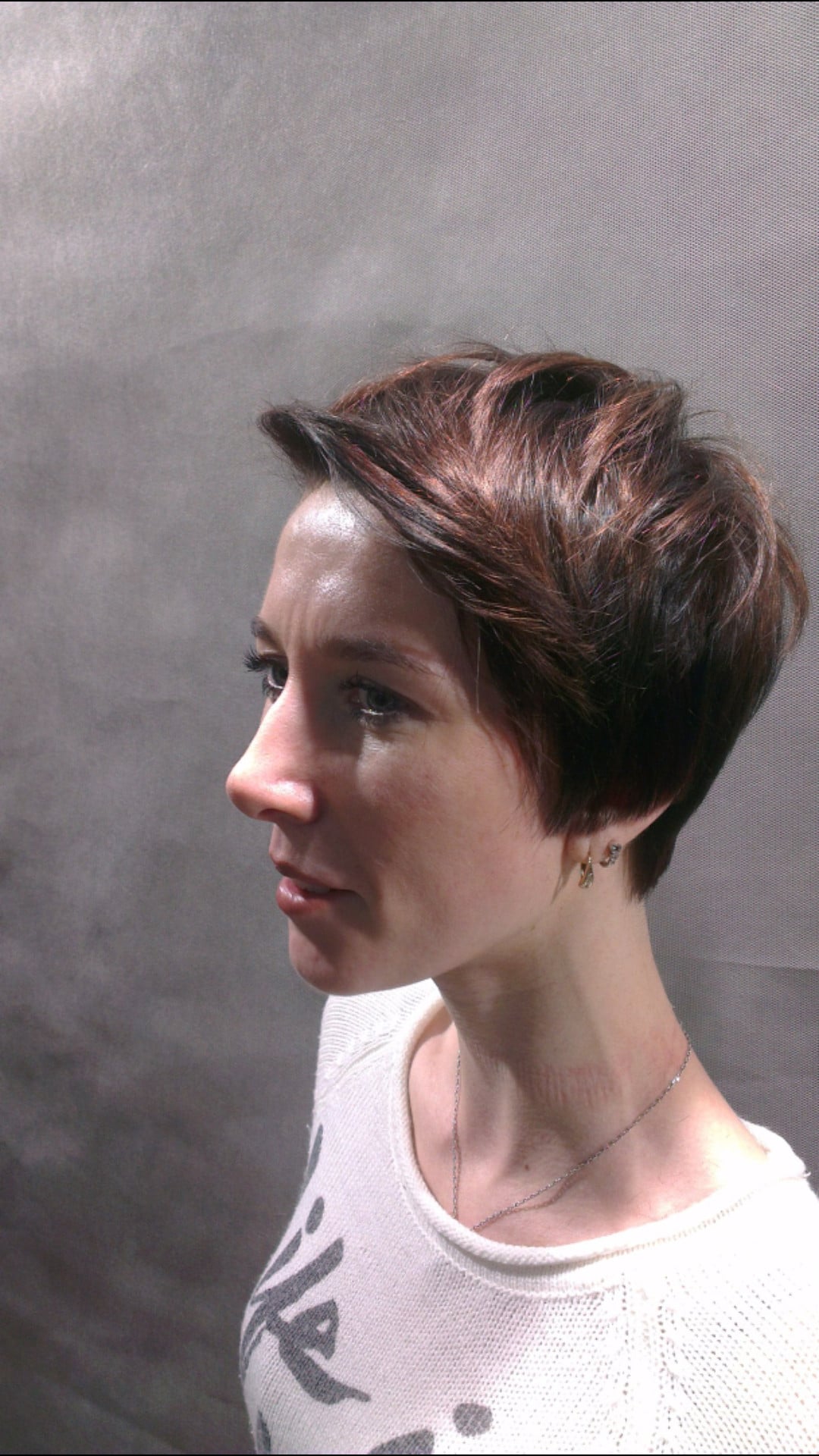 Стрижка піксі коротка жіноча боб, фото - Перукар Вікторія Єгорова
