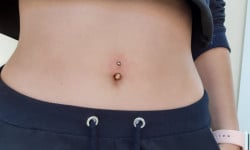 Пірсинг пупка Мастер по пирсингу Екатерина Киев