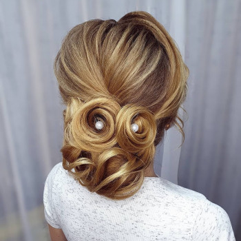Весільна зачіска, фото -  Ксения Лавская