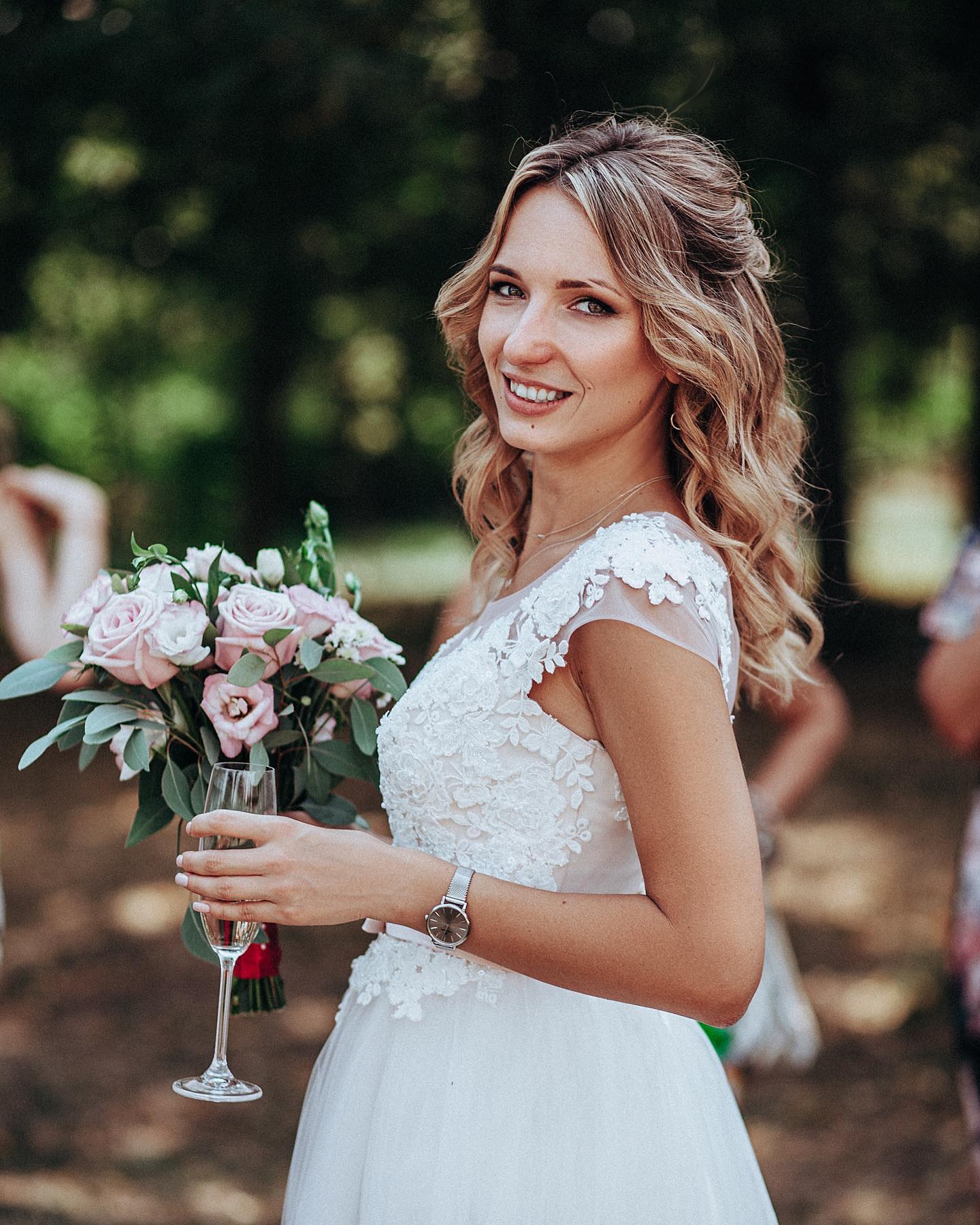 Весільна фотосесія з букетом портретна, фото - Фотограф Анна Артемьева