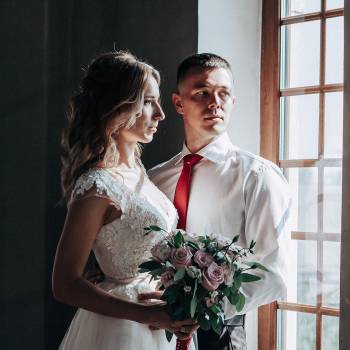 Весільна фотосесія біля вікна, фото - Фотограф Анна Артемьева