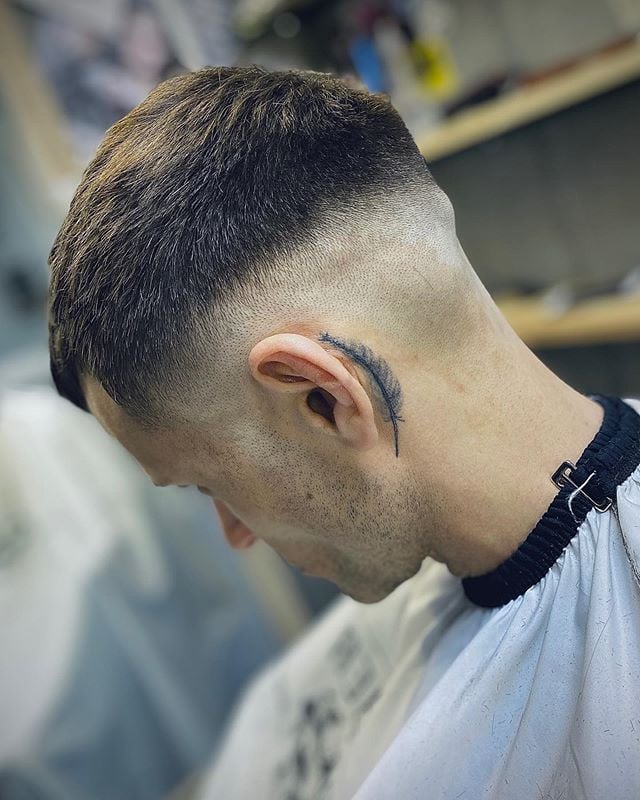 Мужская стрижка на короткие волосы фейд, фото -  Human Style Project