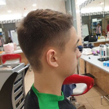 Стрижка каре и укладка!
                    Перукар-універсал Надежда Могилів-Подільський