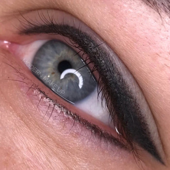 Перманентный макияж век
                    Студия татуажа MODERN MAKE UP Днепр