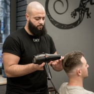 Барбер Беньямин на Barb.ua