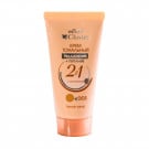 Тональний крем Bielita Classic Зволоження та живлення 2 в 1, тон 003 легка засмага, 30 мл