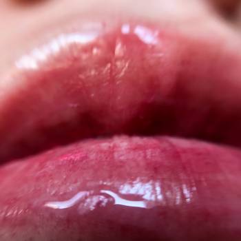 Перманентный макияж губ