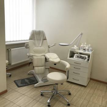 Фото с портфолио Центр подології Наталі Базилевскої