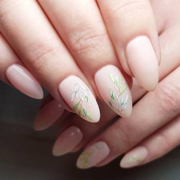 Манікюр гель лак