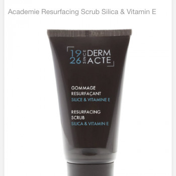 Гоммаж с кремнием и витамином Е Academie Resurfacing Scrub Silica & Vitamin E