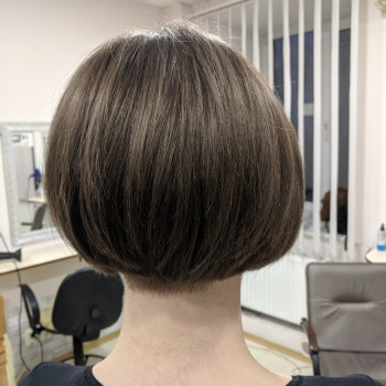 Стрижка женская
                    Перукар Виктория Шевченко Київ